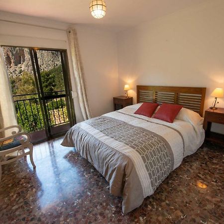 Апартаменты Casa El Chorro Con Magnificas Vistas Экстерьер фото